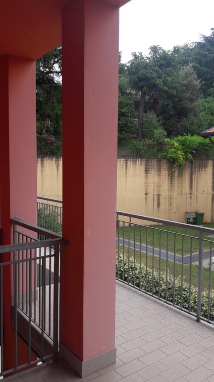 Casa Lavoro Vancanza Apartment Castelnuovo del Garda Bagian luar foto