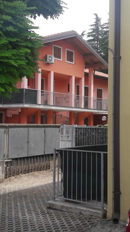 Casa Lavoro Vancanza Apartment Castelnuovo del Garda Bagian luar foto